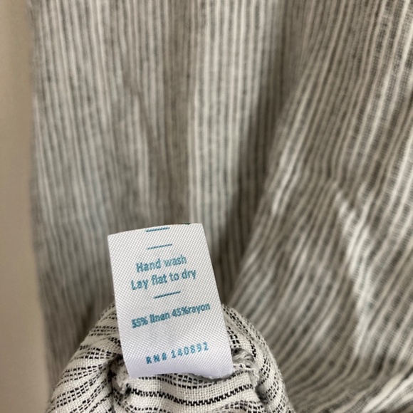 Marine layer women’s linen blend dress - Picture 2 of 7